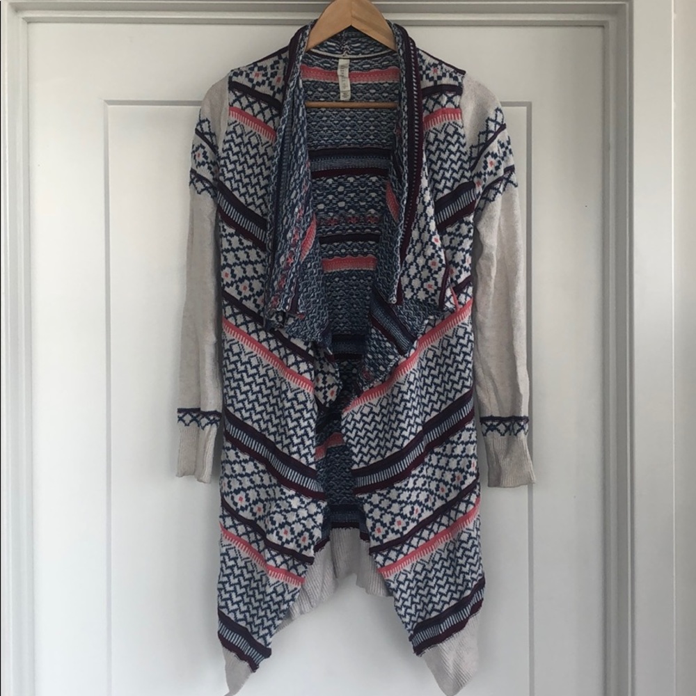 Aeropostale cardigan worn very very little